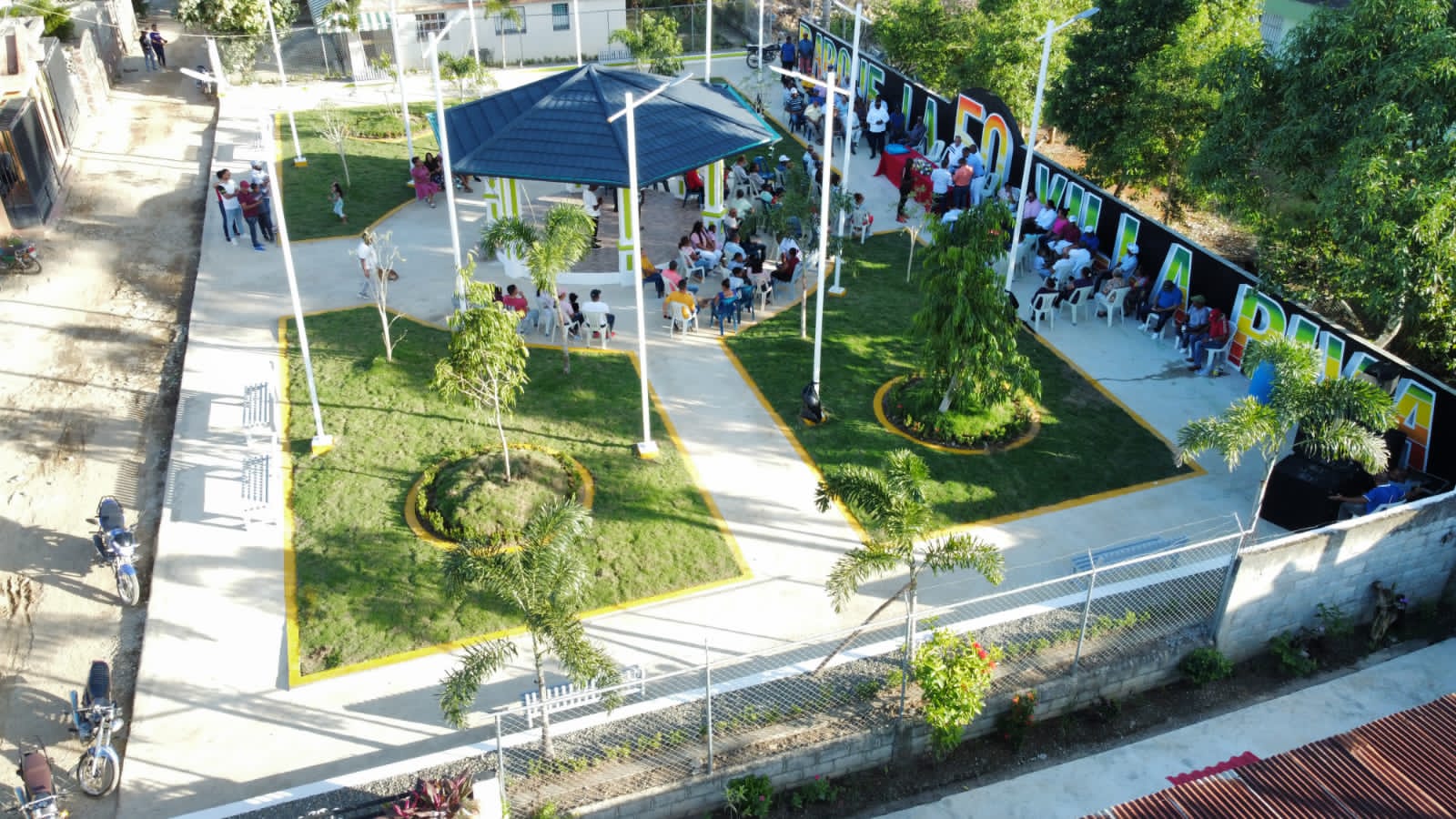 Alcaldía de Villa Riva Inaugura parque La 50